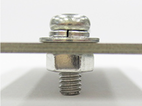 JIS規格品の座金組込ねじＭ４